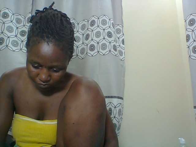 Live sex webcam photo for Chocolateskin4 #292370201