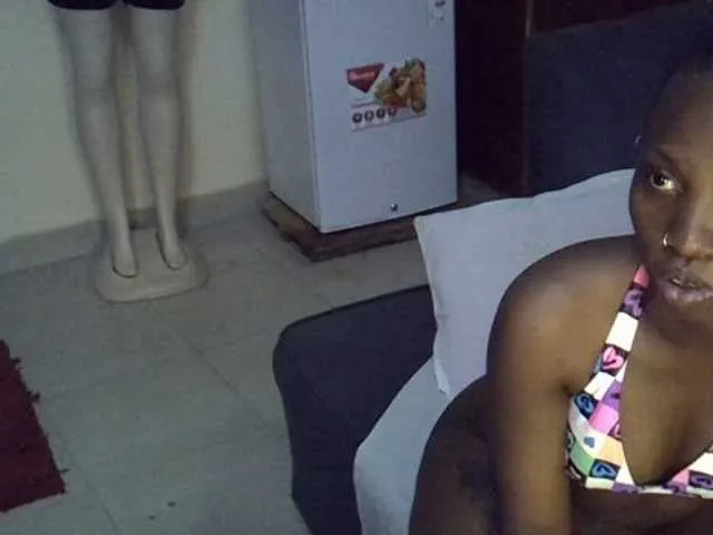 Live sex webcam photo for Chocolicky #289578313