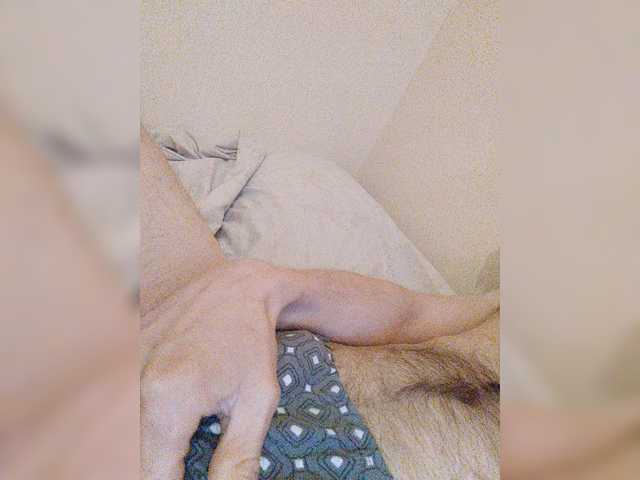 Live sex webcam photo for Chpoki9011 #277034335