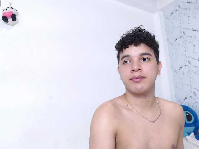 Live sex webcam photo for ChrisHawk #291882027