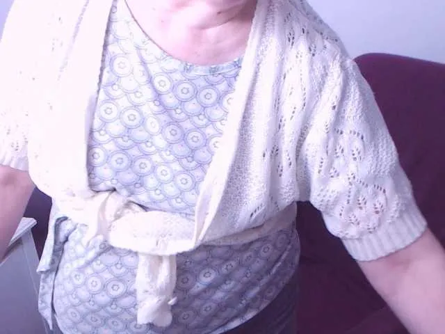 Live sex webcam photo for ChristaRose #292243057