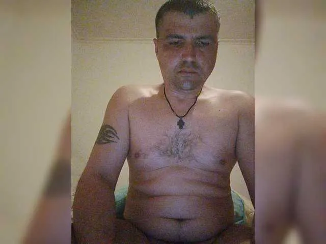 Live sex webcam photo for ChristianMoon #273257584