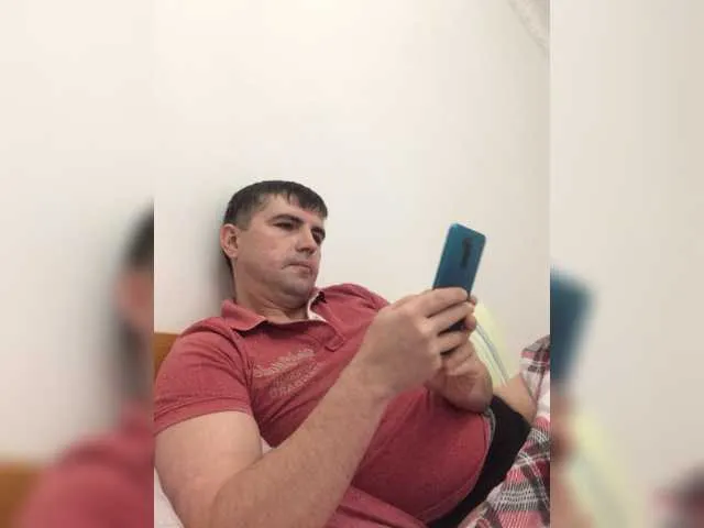 Live sex webcam photo for ChristianMoon #277151429