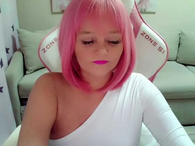 Live sex webcam photo for ChristieRoses #290453411