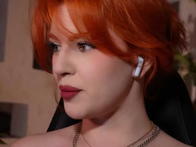 Live sex webcam photo for ChristieWade #291386968