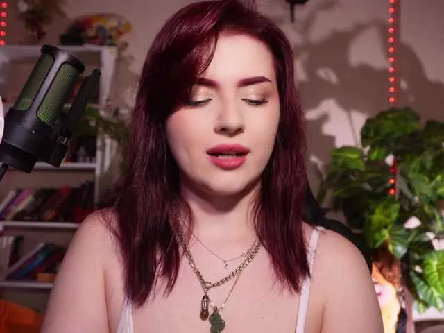 Live sex webcam photo for ChristieWade #291557521