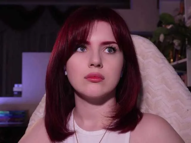 Live sex webcam photo for ChristieWade #292303147