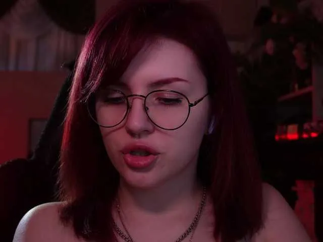 Live sex webcam photo for ChristieWade #292431478