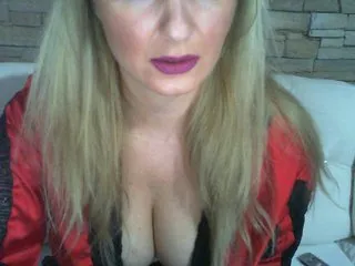 Live sex webcam photo for ChristinaHotX #220058286