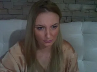 Live sex webcam photo for ChristinaHotX #221351221