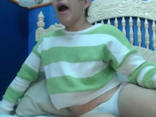 Live sex webcam photo for ChristinaWhite #279131614