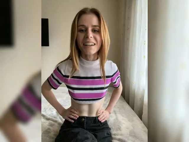 Live sex webcam photo for Christine692 #276612974