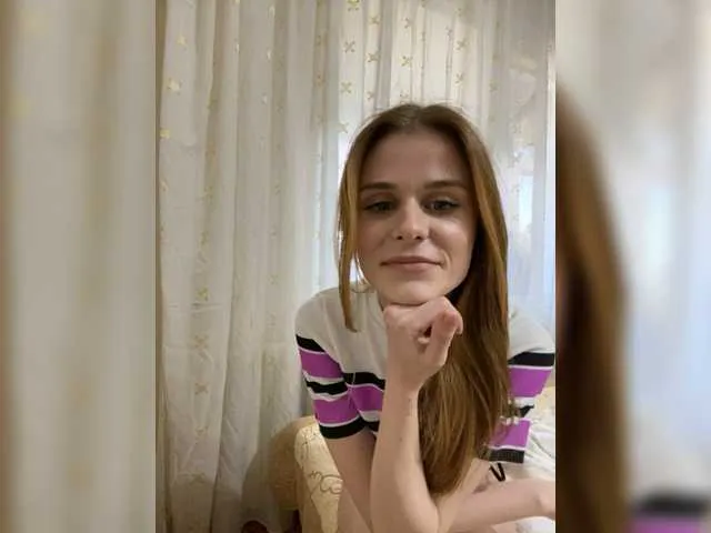 Live sex webcam photo for Christine692 #276696378