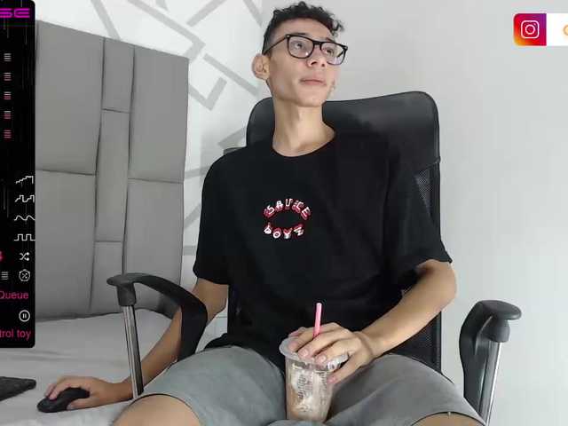 Live sex webcam photo for ChristopherAngel #275503949