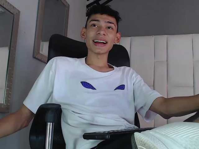 Live sex webcam photo for ChristopherAngel #275744127