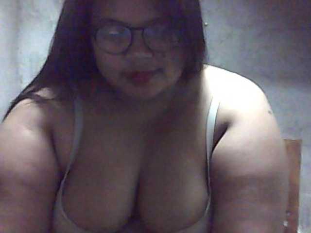 Live sex webcam photo for Chubbylecious #277211692