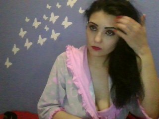 Live sex webcam photo for CiaraParis #153328613