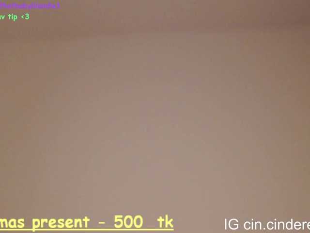 Live sex webcam photo for Cinderella07 #276885812