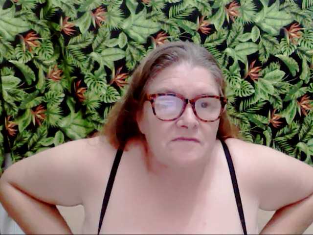 Live sex webcam photo for Cindiliscious #277738519