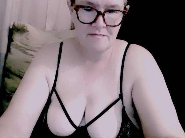 Live sex webcam photo for Cindiliscious #290536012