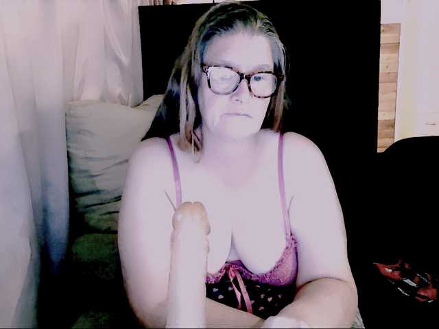 Live sex webcam photo for Cindiliscious #290903682