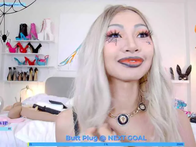 Live sex webcam photo for CindyBKK #292187259