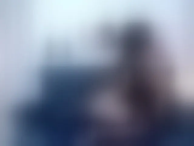 Live sex webcam photo for CindyBKK #293613262