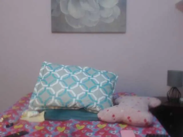 Live sex webcam photo for CindyCraw #291531892