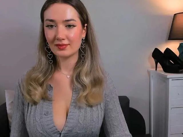 Live sex webcam photo for CindyFitness #277418894