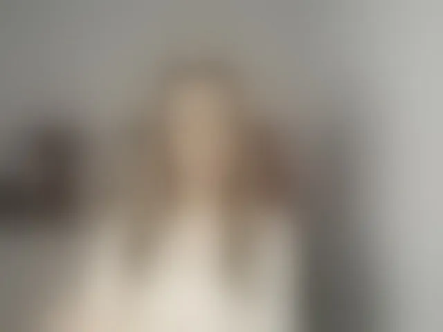 Live sex webcam photo for CindyGlam #292657872