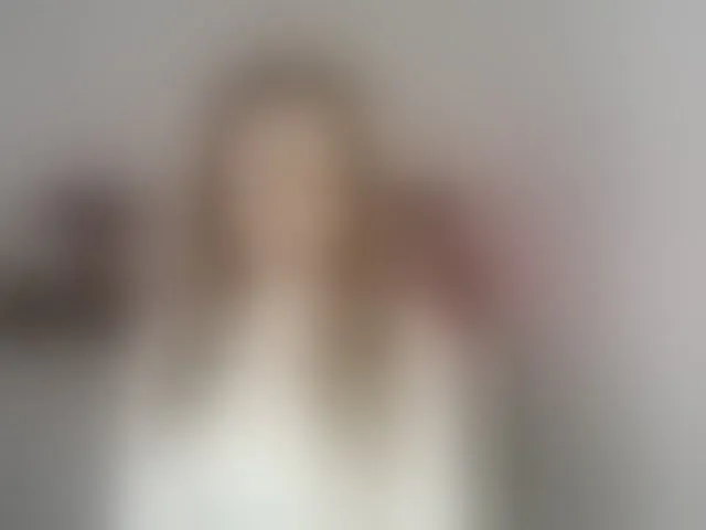 Live sex webcam photo for CindyGlam #292711634