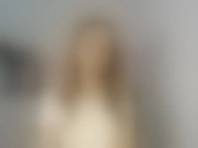 Live sex webcam photo for CindyGlam #293569428