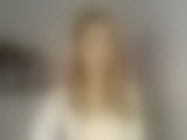 Live sex webcam photo for CindyGlam #293599300