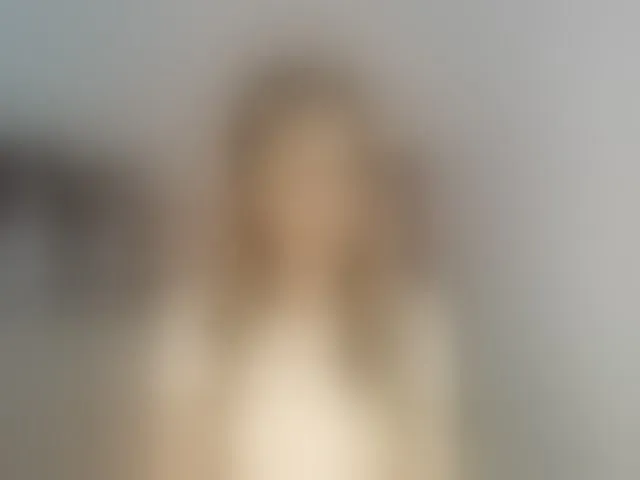 Live sex webcam photo for CindyGlam #293606358