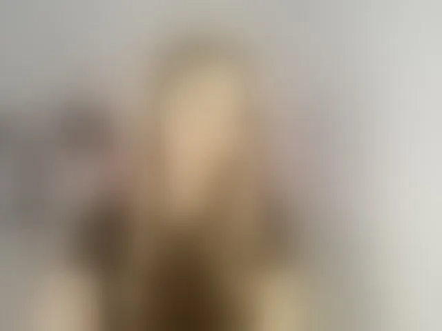 Live sex webcam photo for CindyGlam #293631104