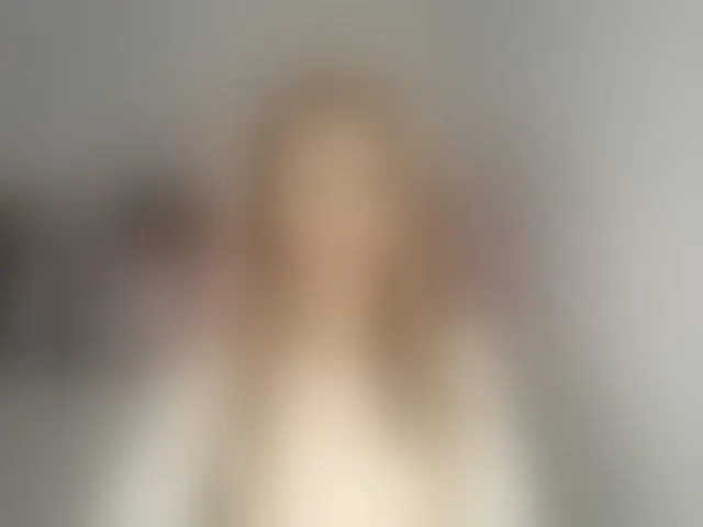Live sex webcam photo for CindyGlam #293641617