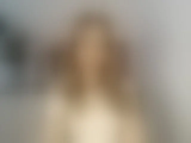 Live sex webcam photo for CindyGlam #293735512