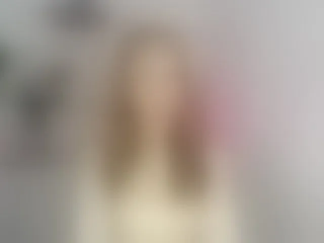 Live sex webcam photo for CindyGlam #293941731