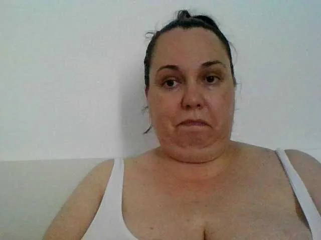 Live sex webcam photo for CindySor #275761197