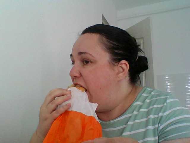 Live sex webcam photo for CindySor #275980700