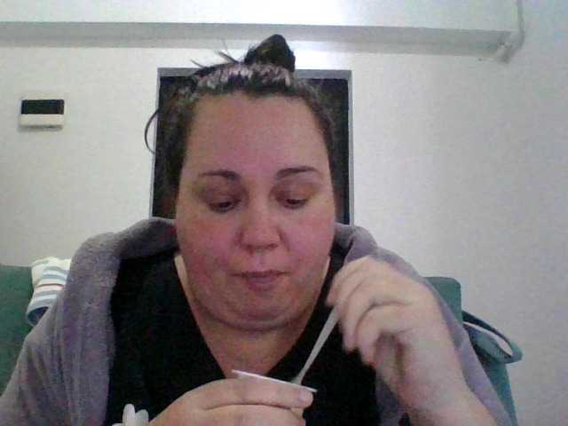 Live sex webcam photo for CindySor #277097984