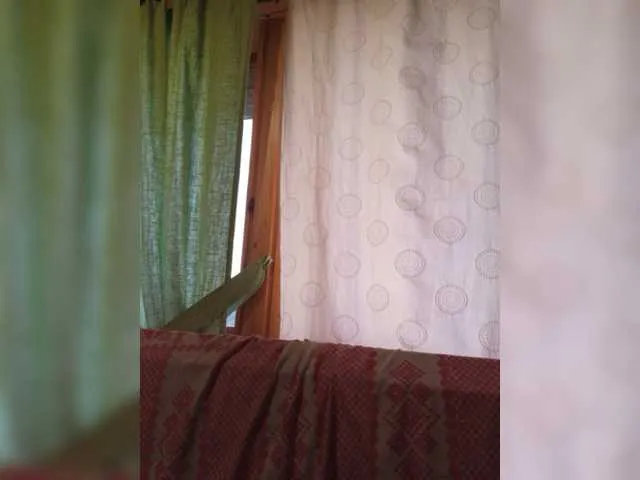 Live sex webcam photo for CindyXErics #273701577