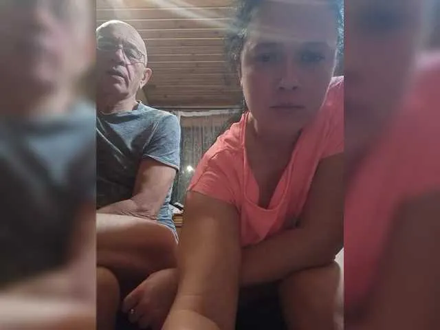 Live sex webcam photo for CindyXErics #292230717