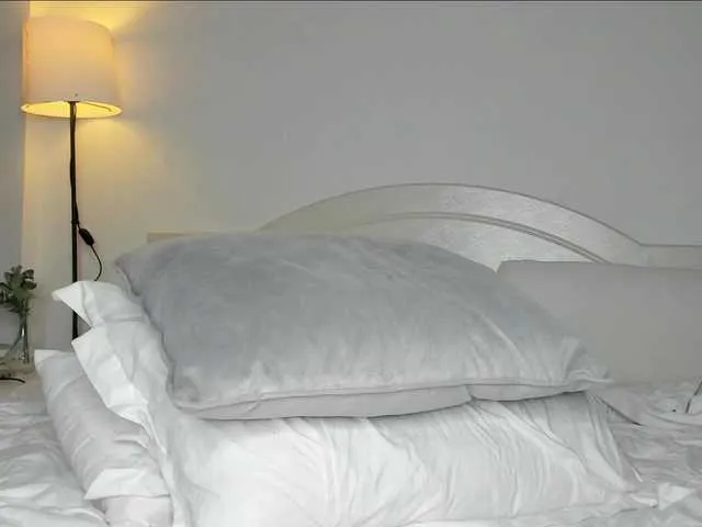 Live sex webcam photo for Cinnamon-Lips #291734660