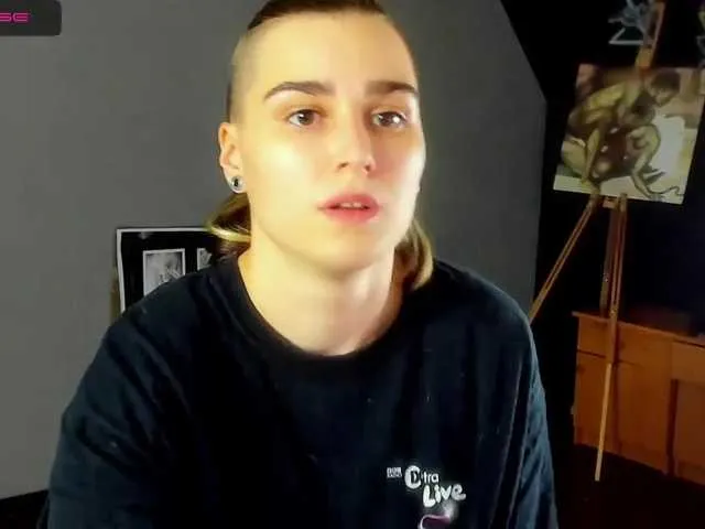 Live sex webcam photo for CitrusLoveOne #274258781