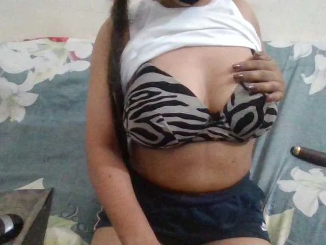 Live sex webcam photo for Citypie0311 #293687989