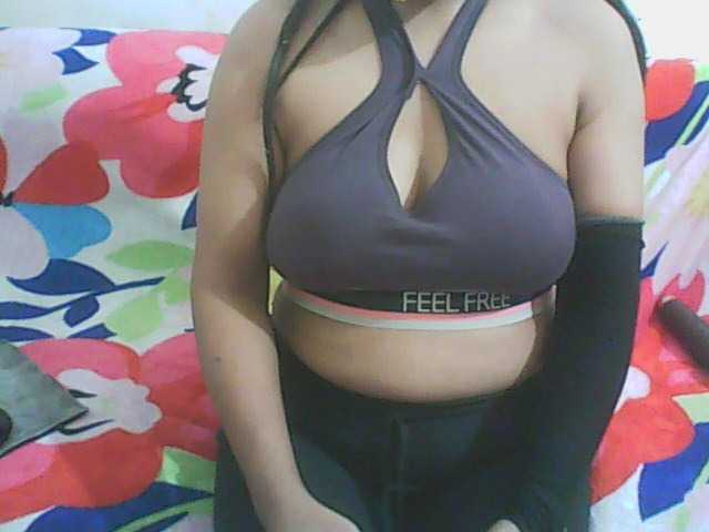 Live sex webcam photo for Citypie0311 #294330812