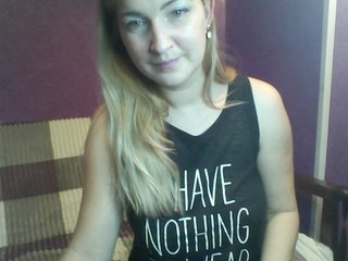 Live sex webcam photo for CladkayaBylos #212769659