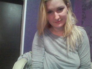 Live sex webcam photo for CladkayaBylos #215347414