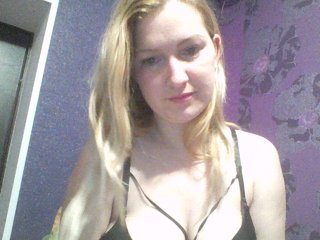 Live sex webcam photo for CladkayaBylos #215540046
